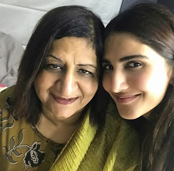 vaani kapoor mother