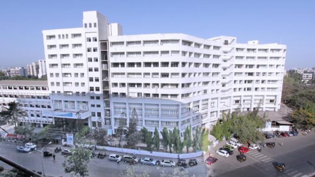 mithibai college