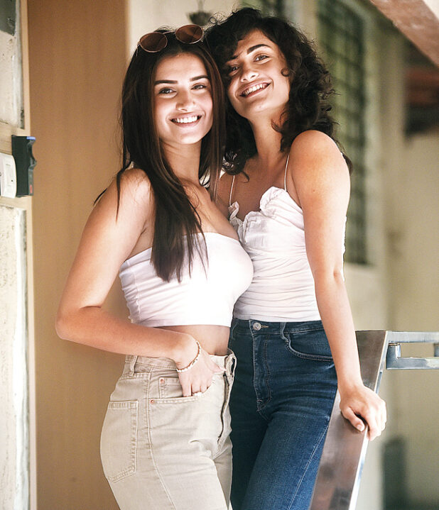 pia sutaria and tara sutaria